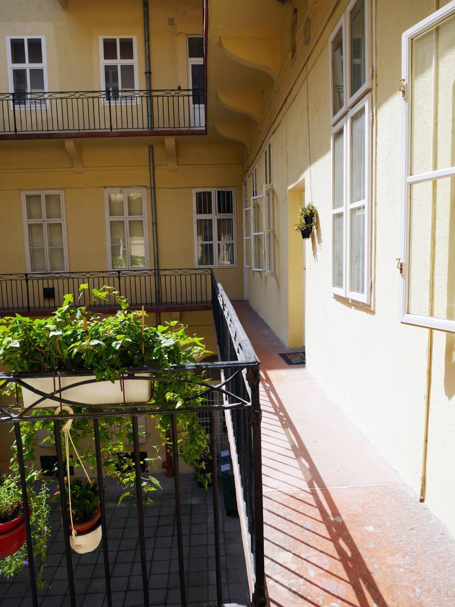 Dorotea - Cosy Home In The Heart Of Budapest Exterior photo
